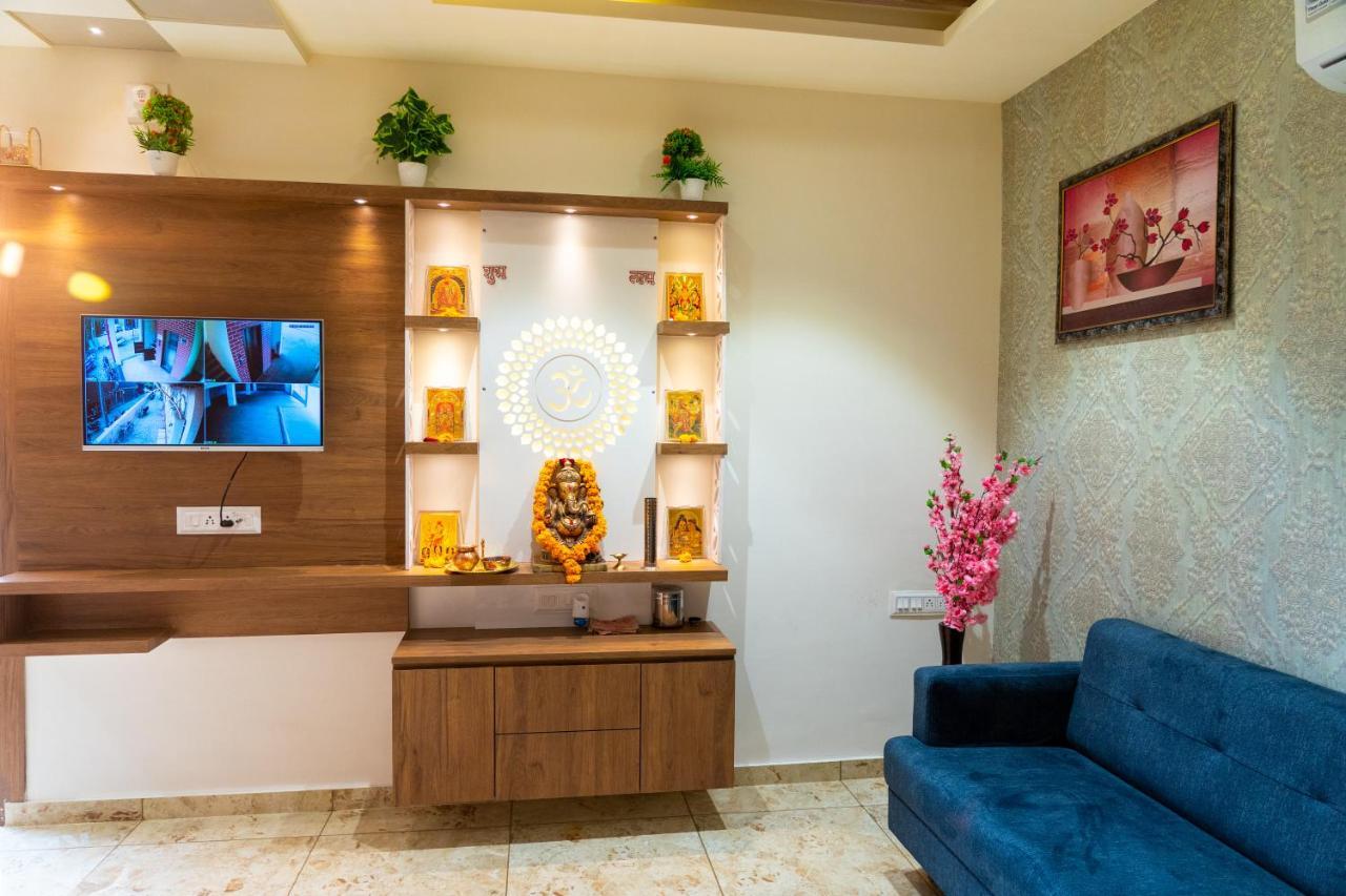 Hotel Lee Grand Anand Ngoại thất bức ảnh